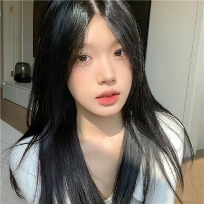 窗户上的阴影海报